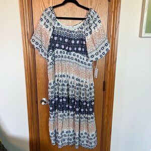 NWT DEX Maxi Dress 1X Navy Floral Boho Tiered Puff Elastic Sleeves Flowy Spring